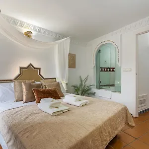 Adanar-apartamentos Muralla Ziri Apartamento